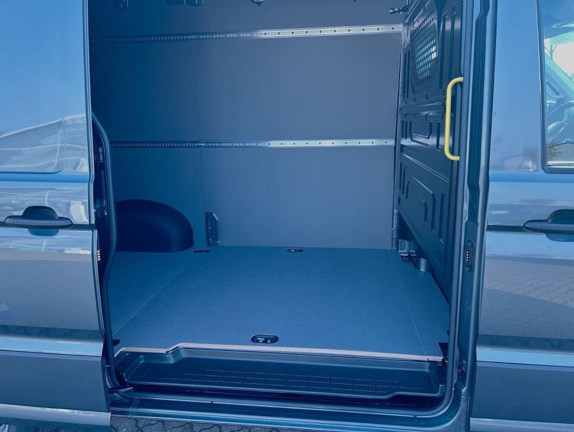 Volkswagen Crafter Kasten mittlerer Radstand