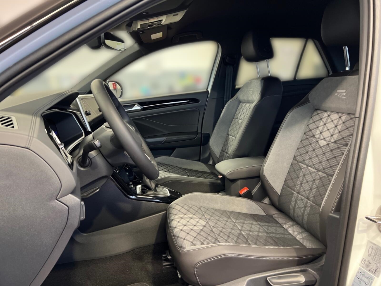 Volkswagen T-Roc – Bild 10