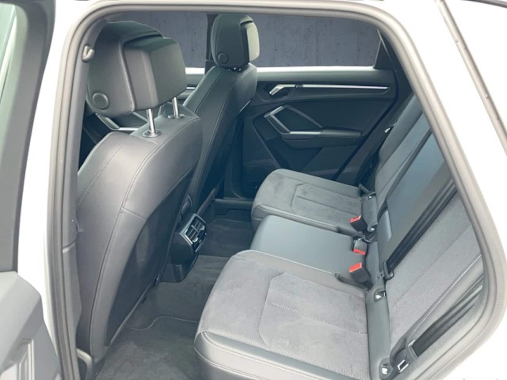 Audi Q3 SUV S line