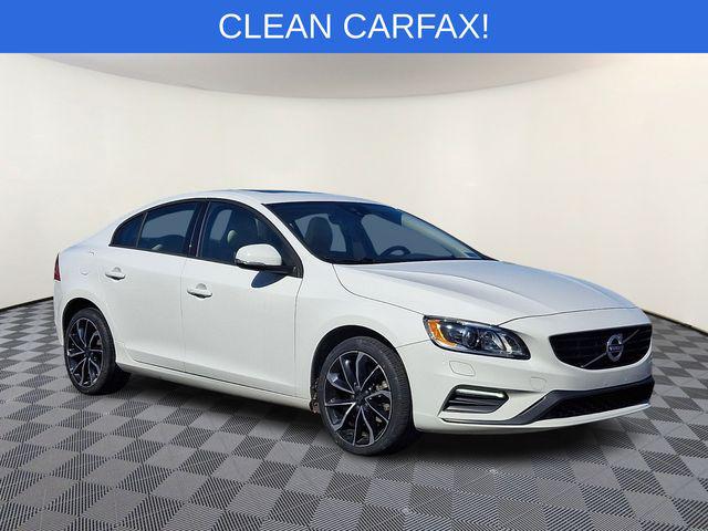 2018 Volvo S60 T5 AWD Dynamic's photo