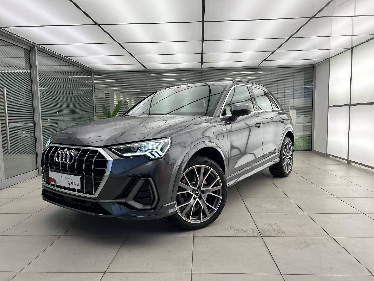 Image about Audi Q3 TFSI e S line 45 TFSI e 180 kW (245 ch) S tronic