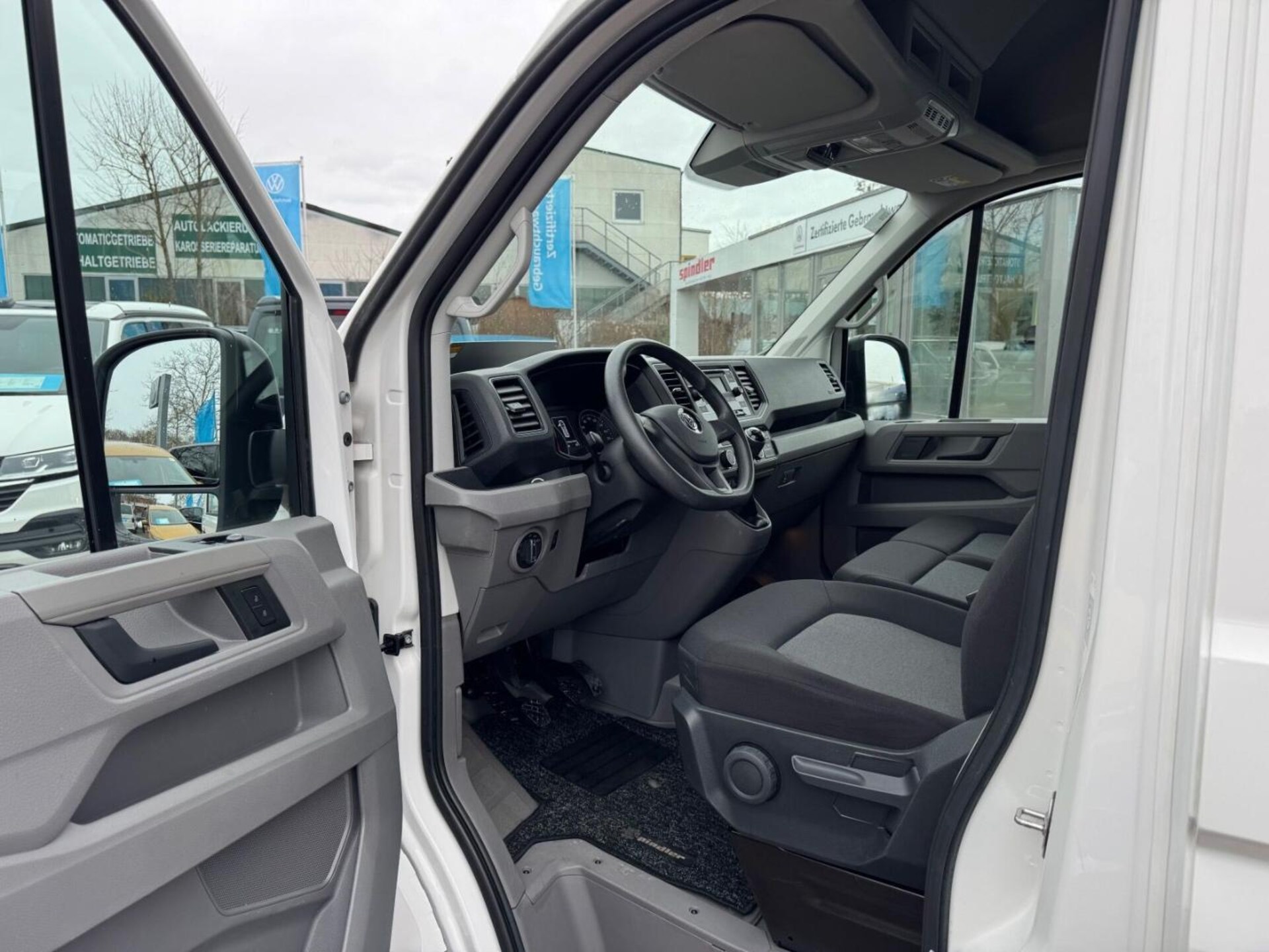 Volkswagen Crafter Kasten mittlerer Radstand