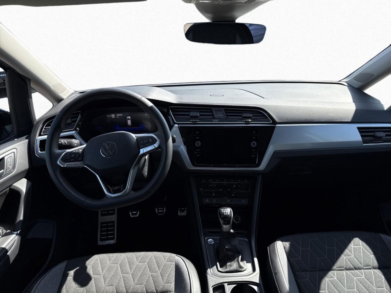 Volkswagen Touran – Bild 11