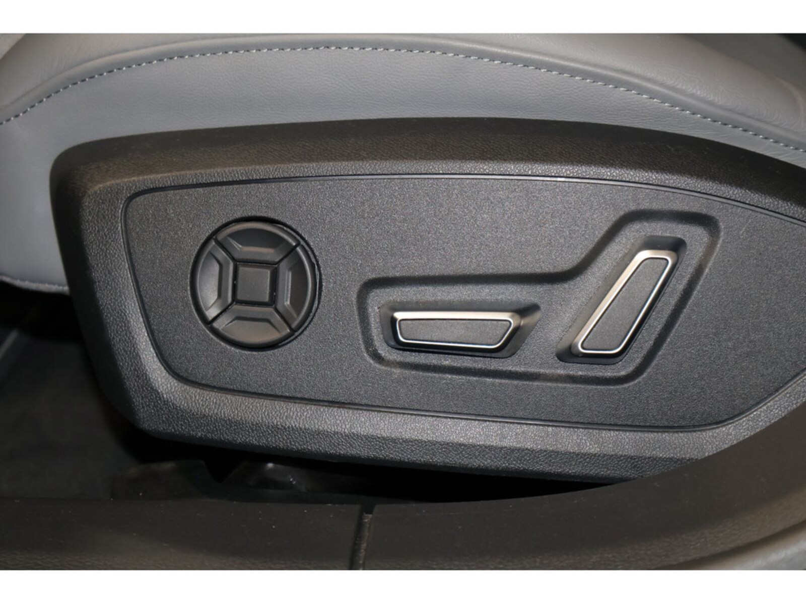 Audi S6 Avant – Bild 23