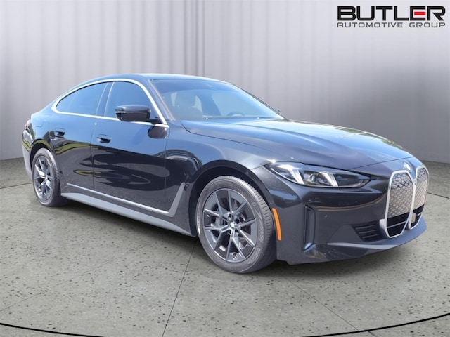 2025 BMW