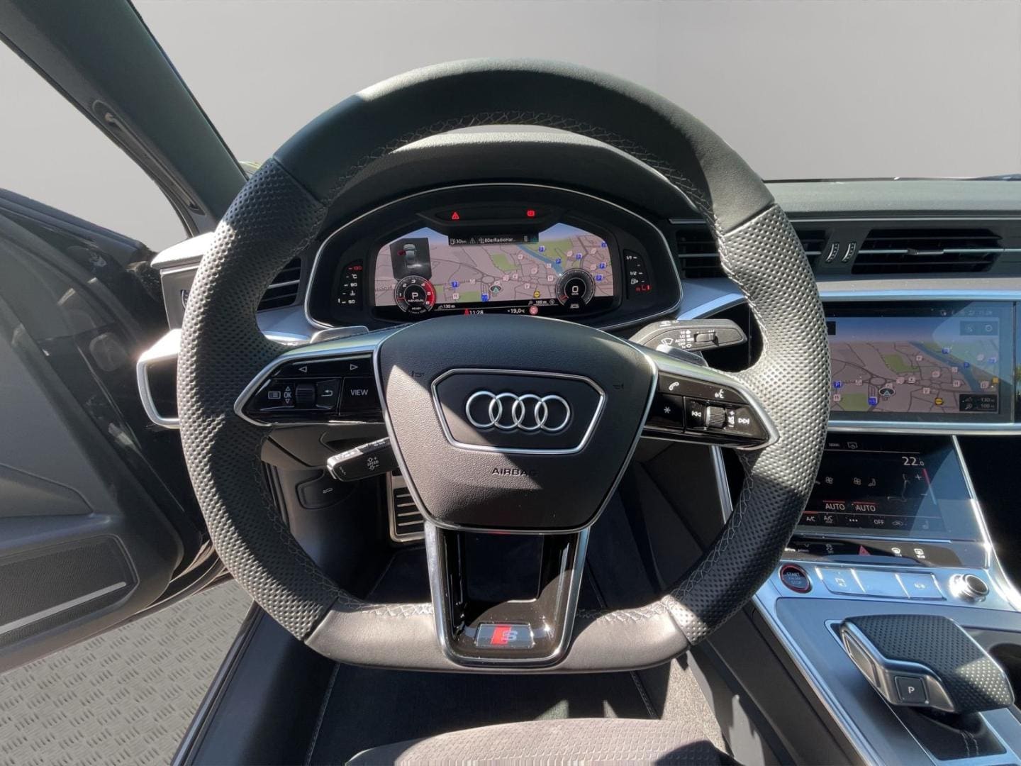Bild über Audi S6 Limousine TDI quattro tiptronic - für weitere Informationen kontaktieren Sie den Audi Partner