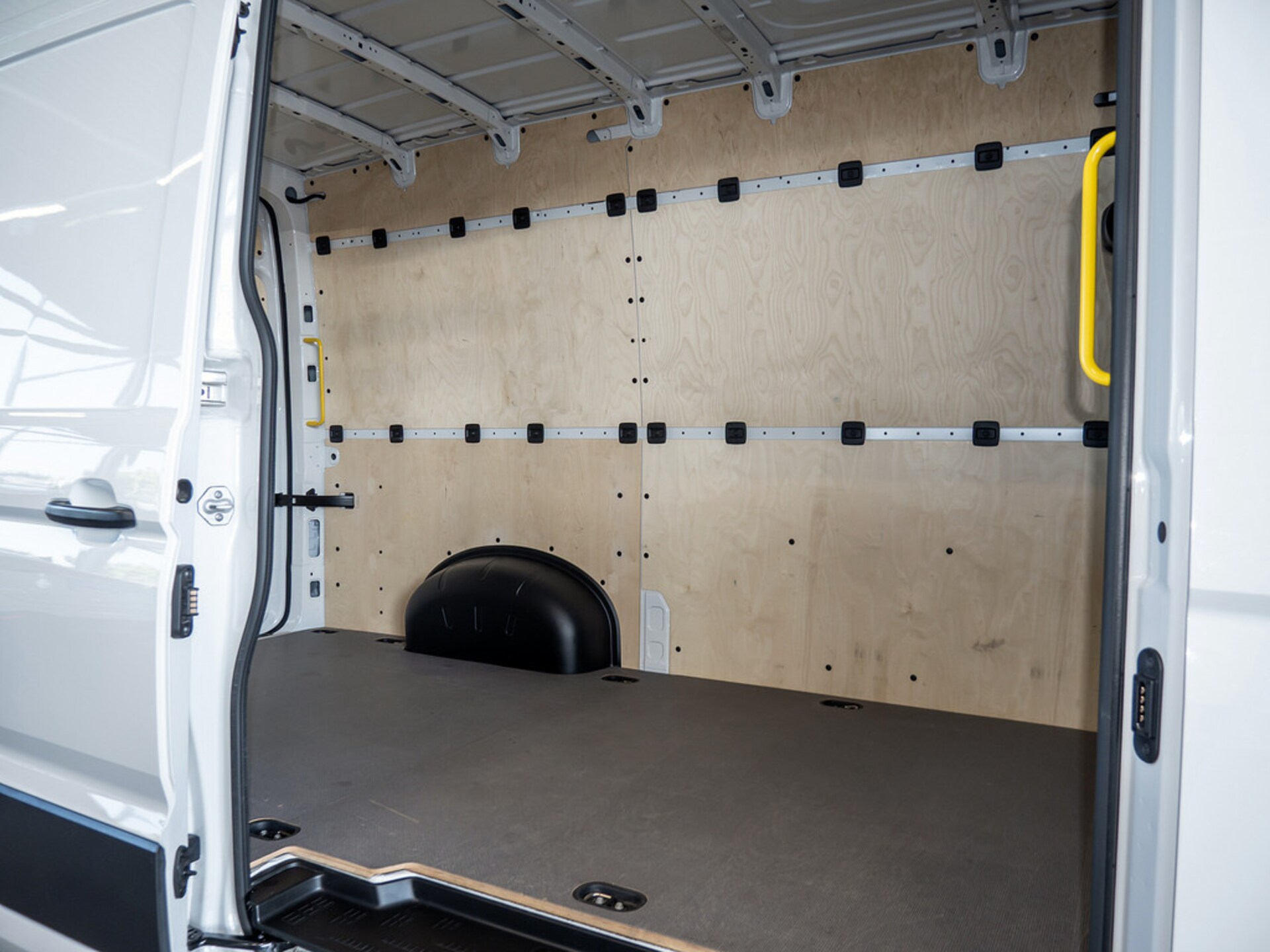 Volkswagen Crafter Kasten mittlerer Radstand