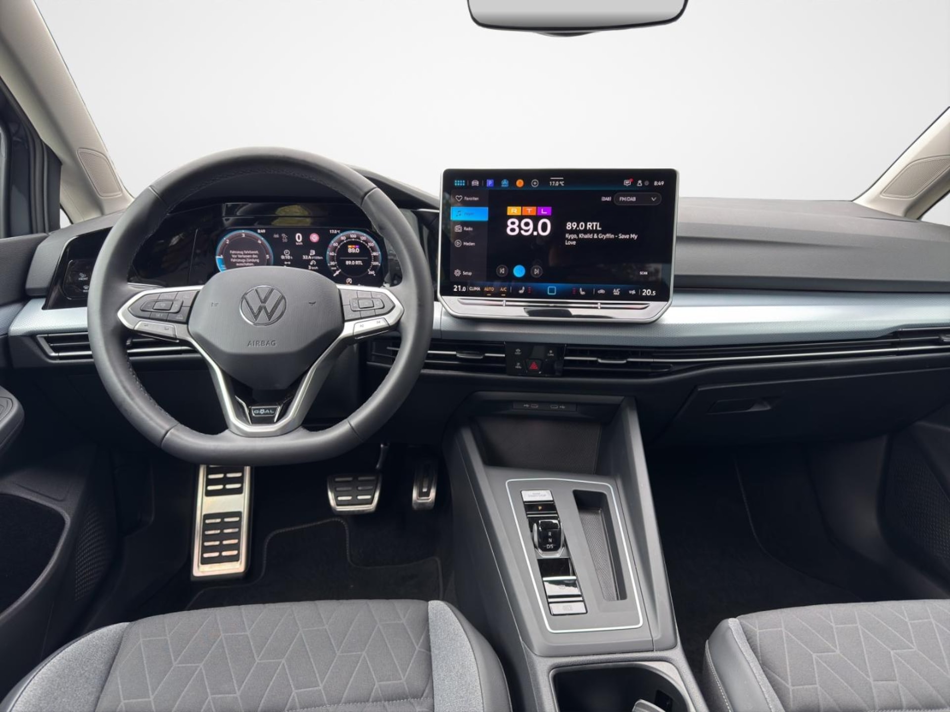 Volkswagen Golf Life