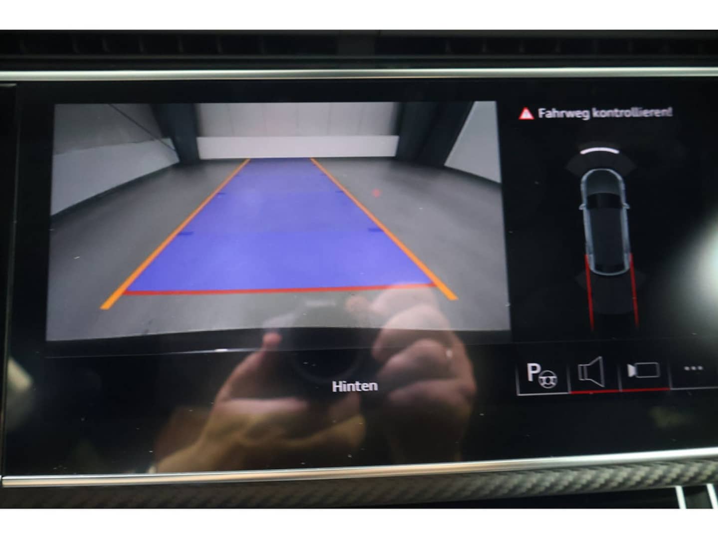 Bild über Audi SQ8 SUV TFSI quattro tiptronic - für weitere Informationen kontaktieren Sie den Audi Partner
