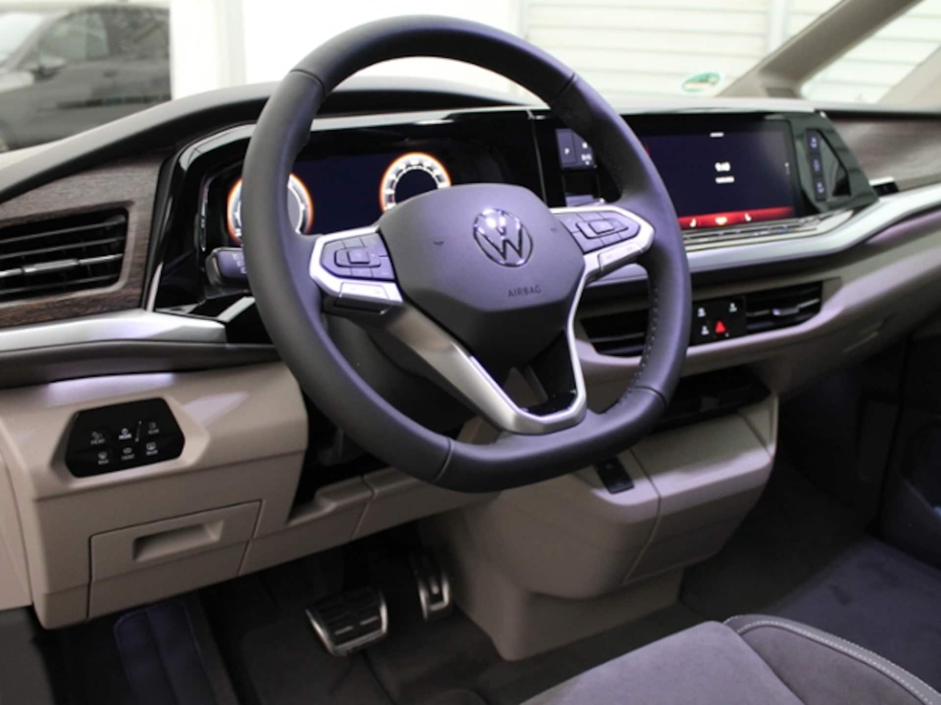 Volkswagen Multivan Langversion Style