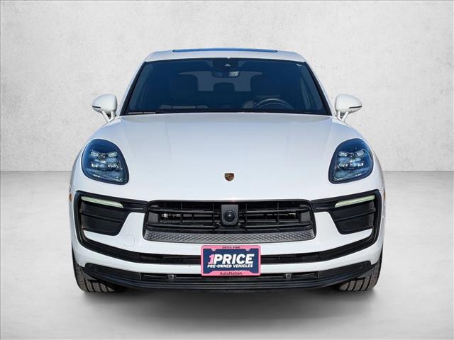 2025 PORSCHE MACAN - Image 2