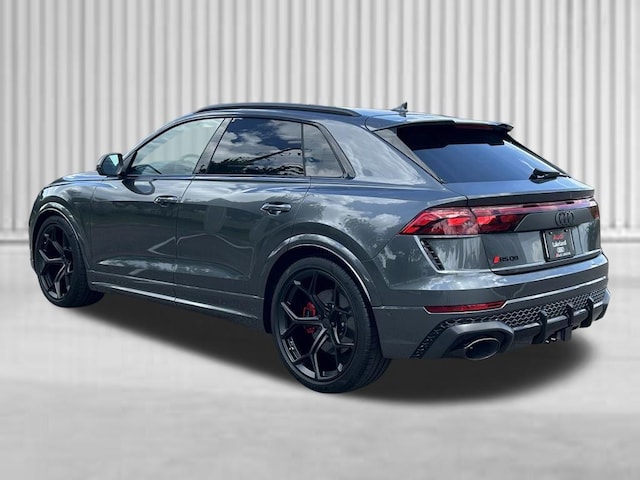 2026 Audi RS Q8 SUV performance