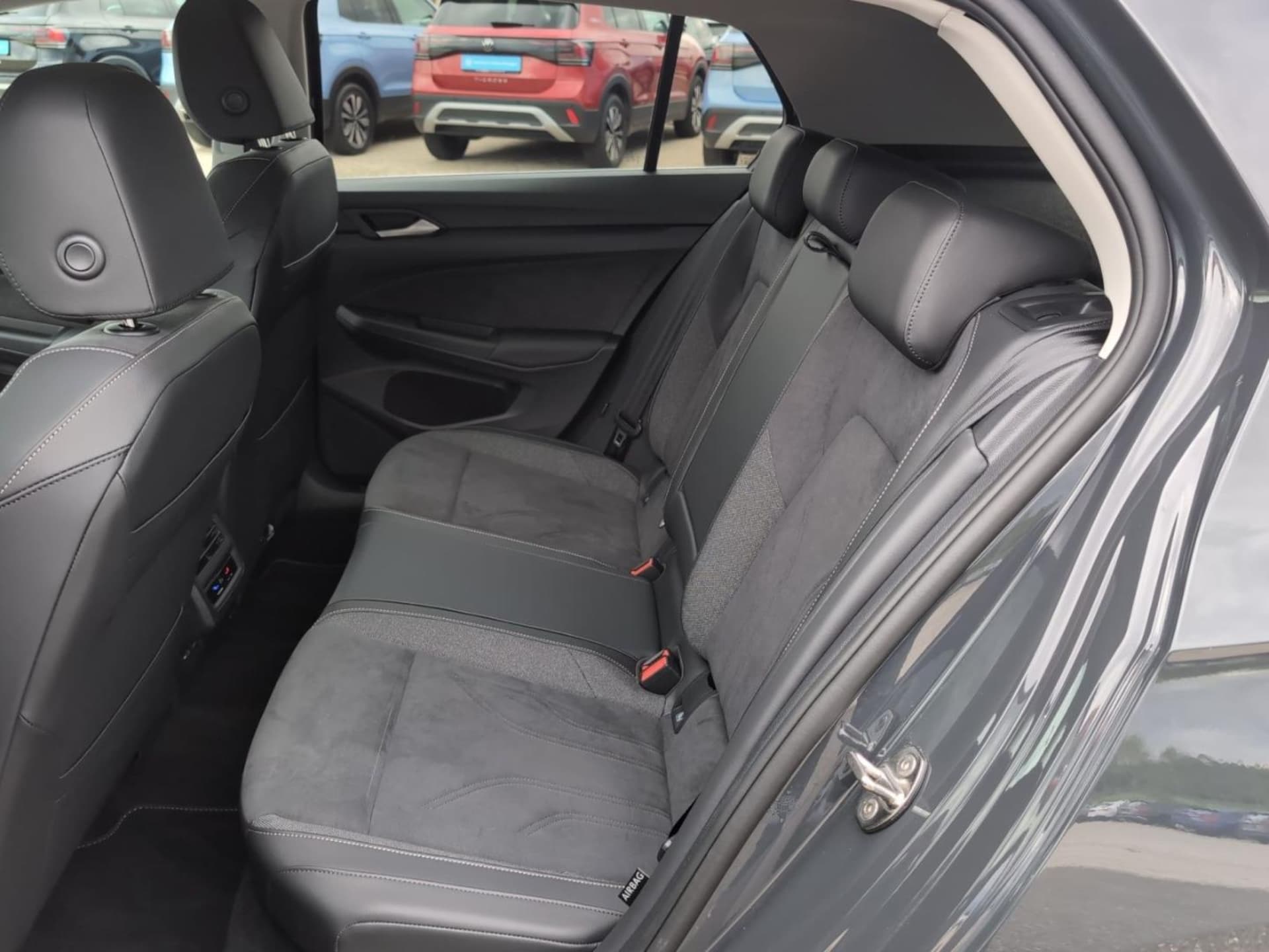 Volkswagen Golf Style