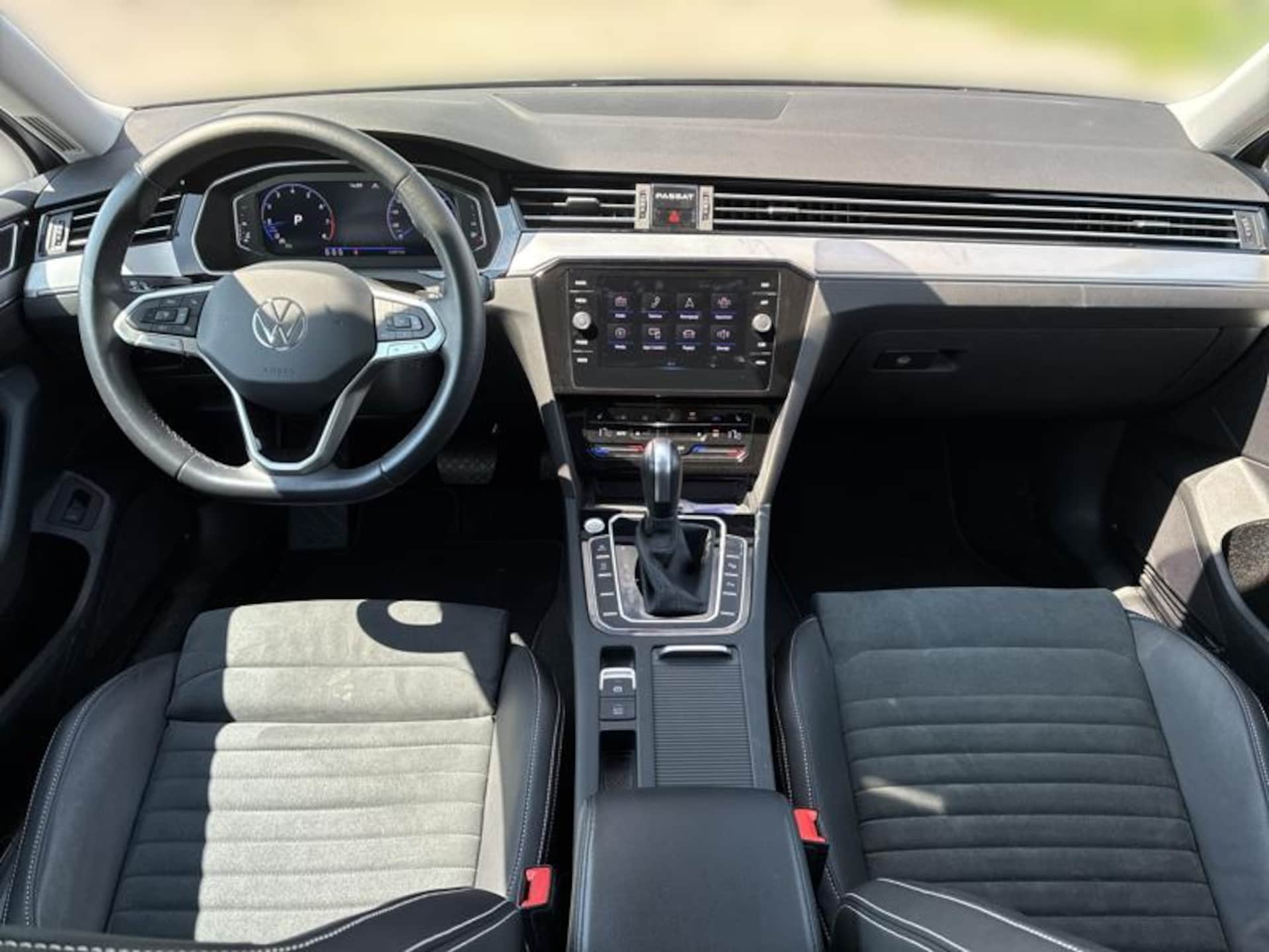 Volkswagen Passat Variant Elegance