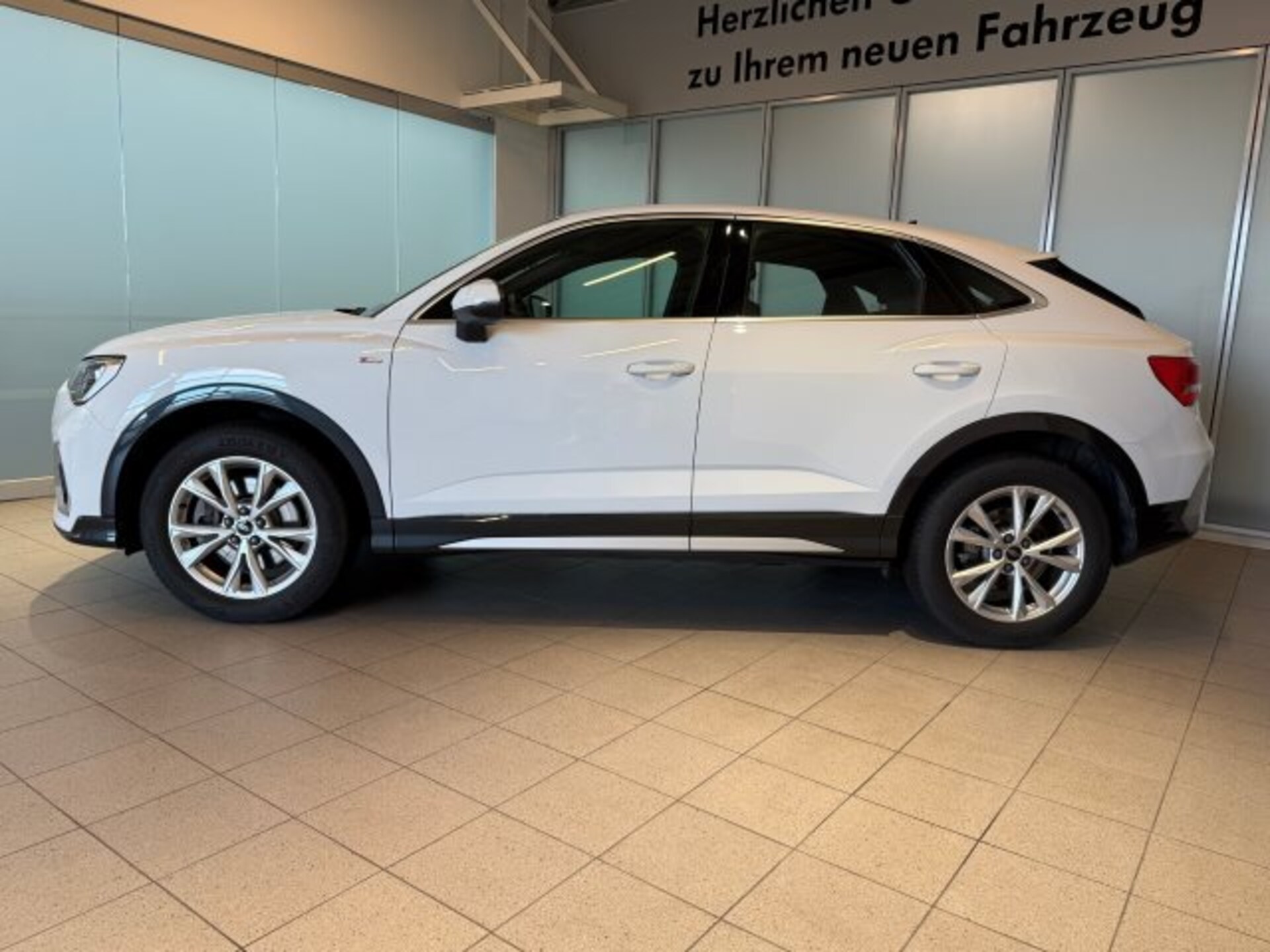 Audi Q3 Sportback S line