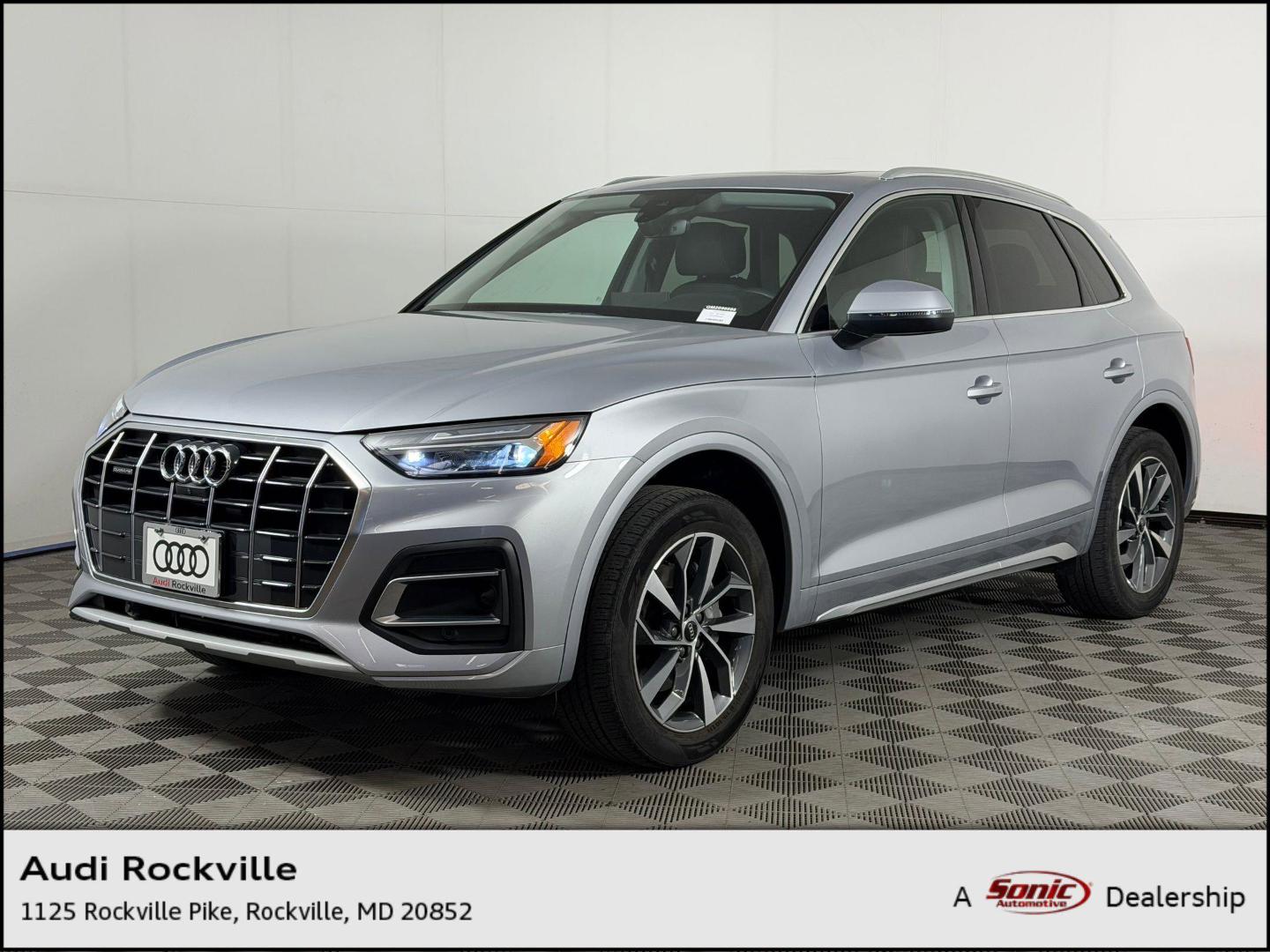 2021 Audi Q5 45 Premium Plus's photo
