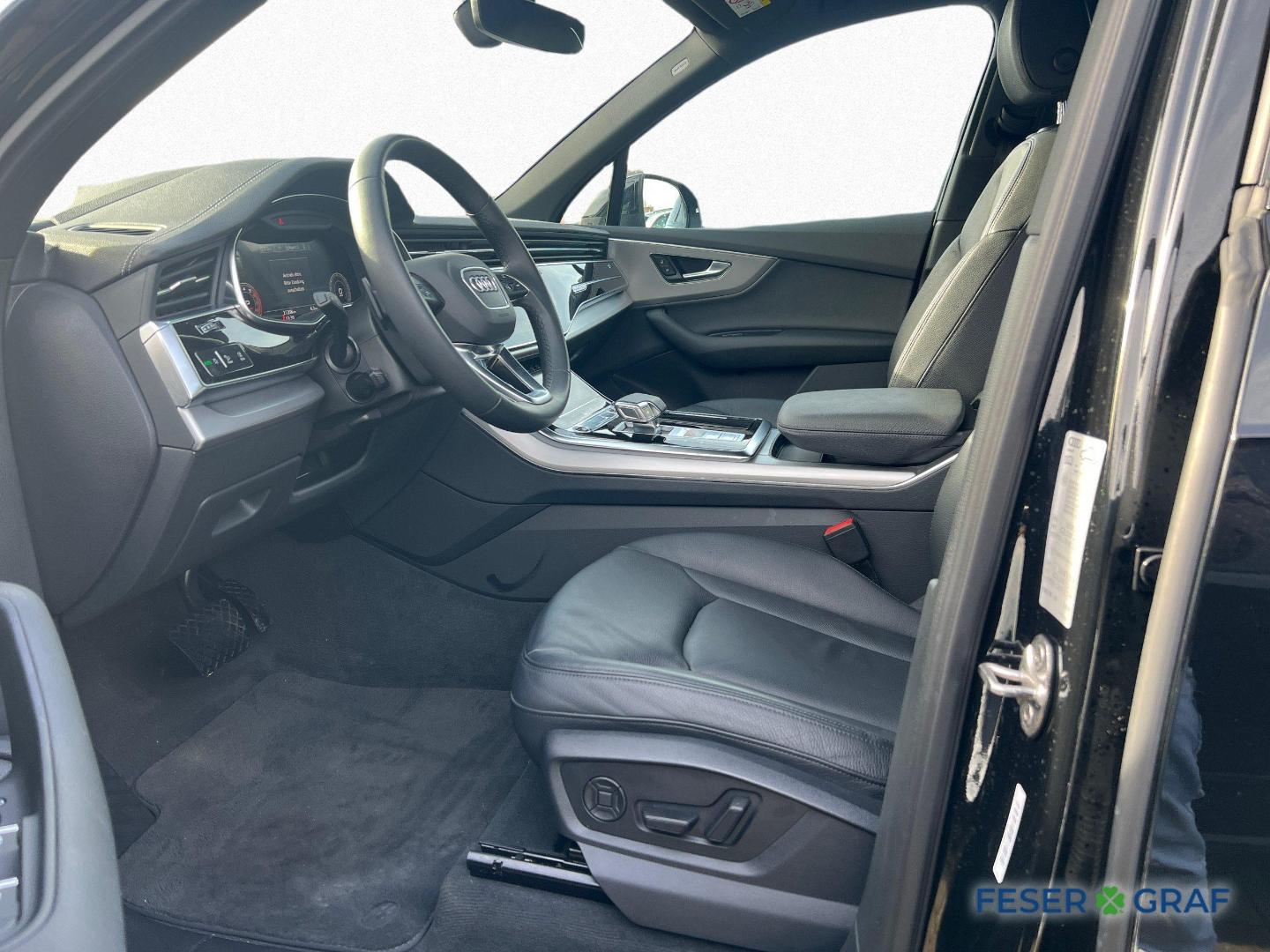 Image about Audi Q7 S line 55 TFSI quattro tiptronic