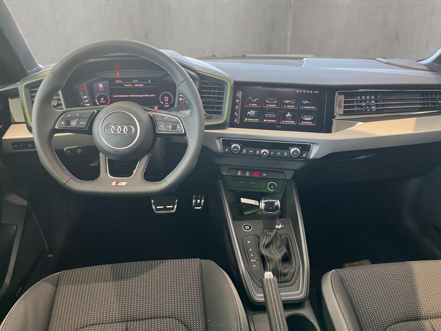 Bild über Audi A1 Sportback S line 30 TFSI 85(116) kW(PS) S tronic - für weitere Informationen kontaktieren Sie den Audi Partner