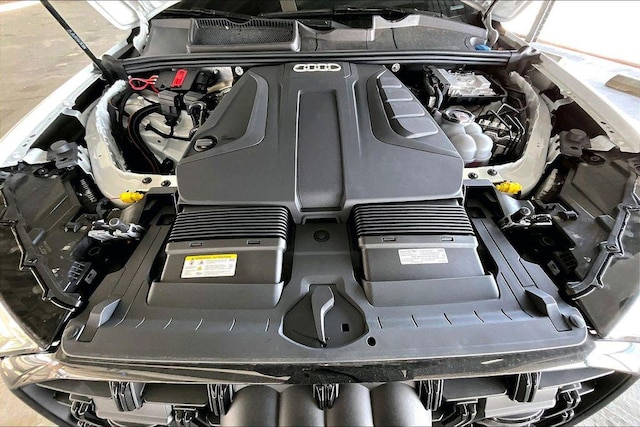 2026 Audi Q7 Premium - Photo 12