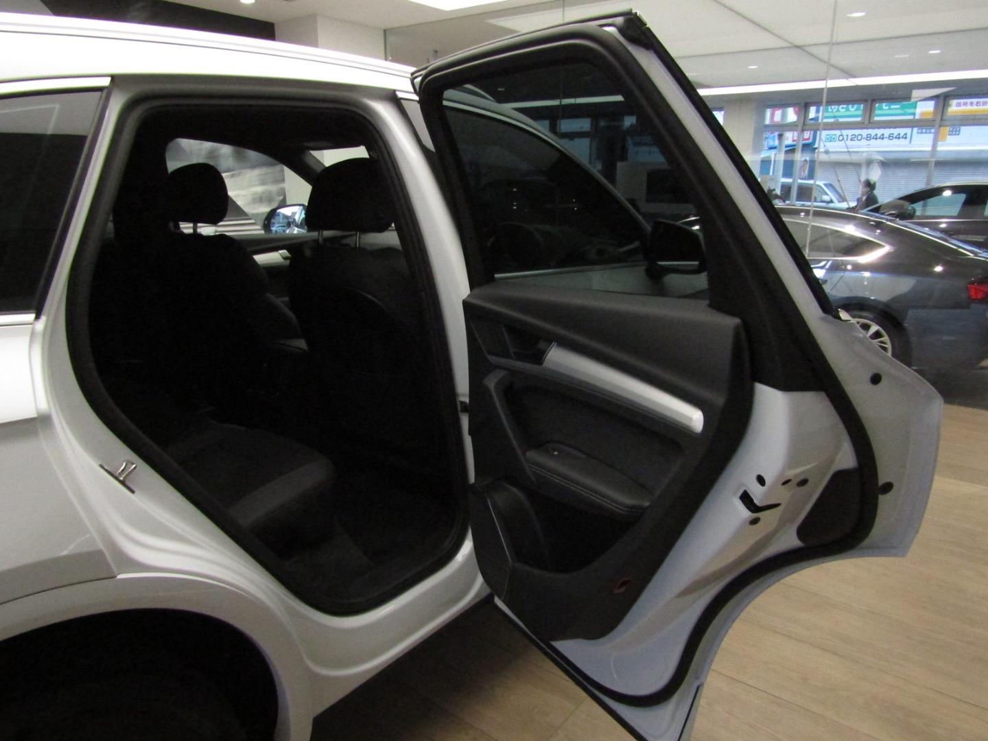 Image about Audi Q5 40 TDI quattro S line 150(204) kW(PS) S tronic