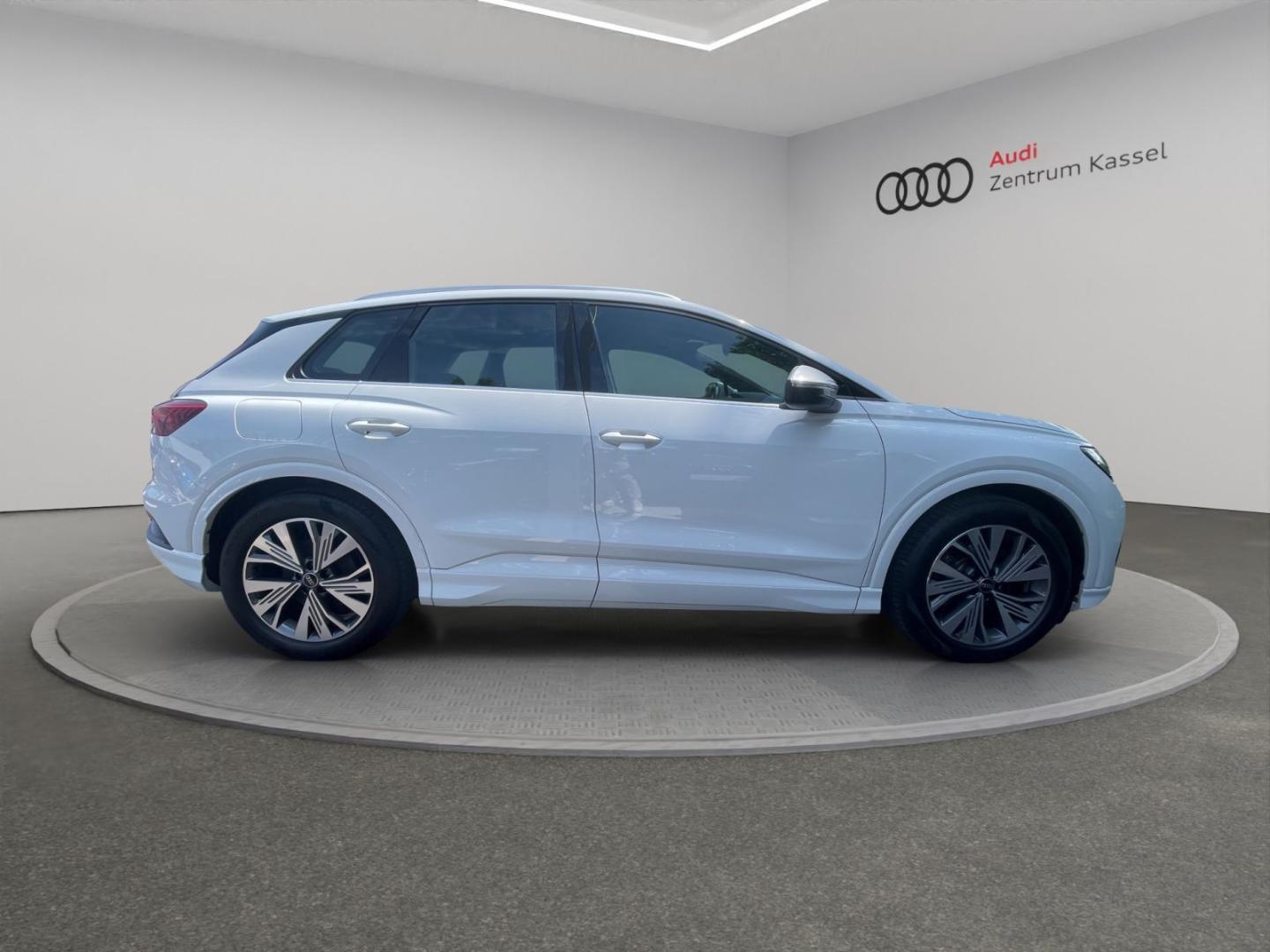 Image about Audi Q4 e-tron 40 e-tron