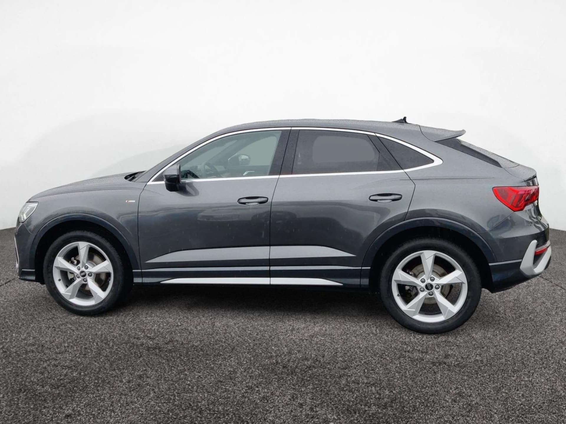 Audi Q3 Sportback S line