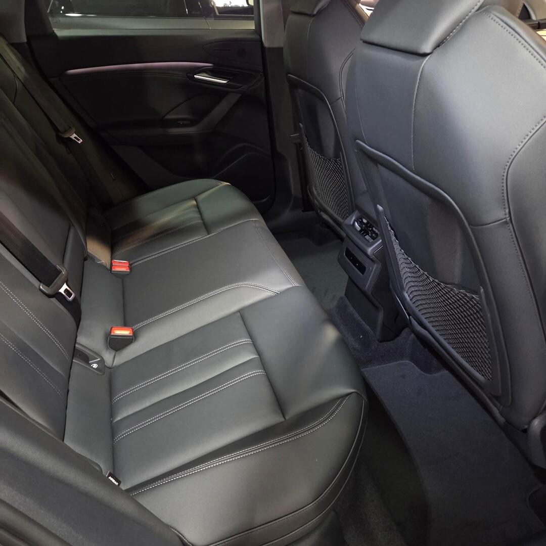 Image about Audi Q6 SUV e-tron e-tron