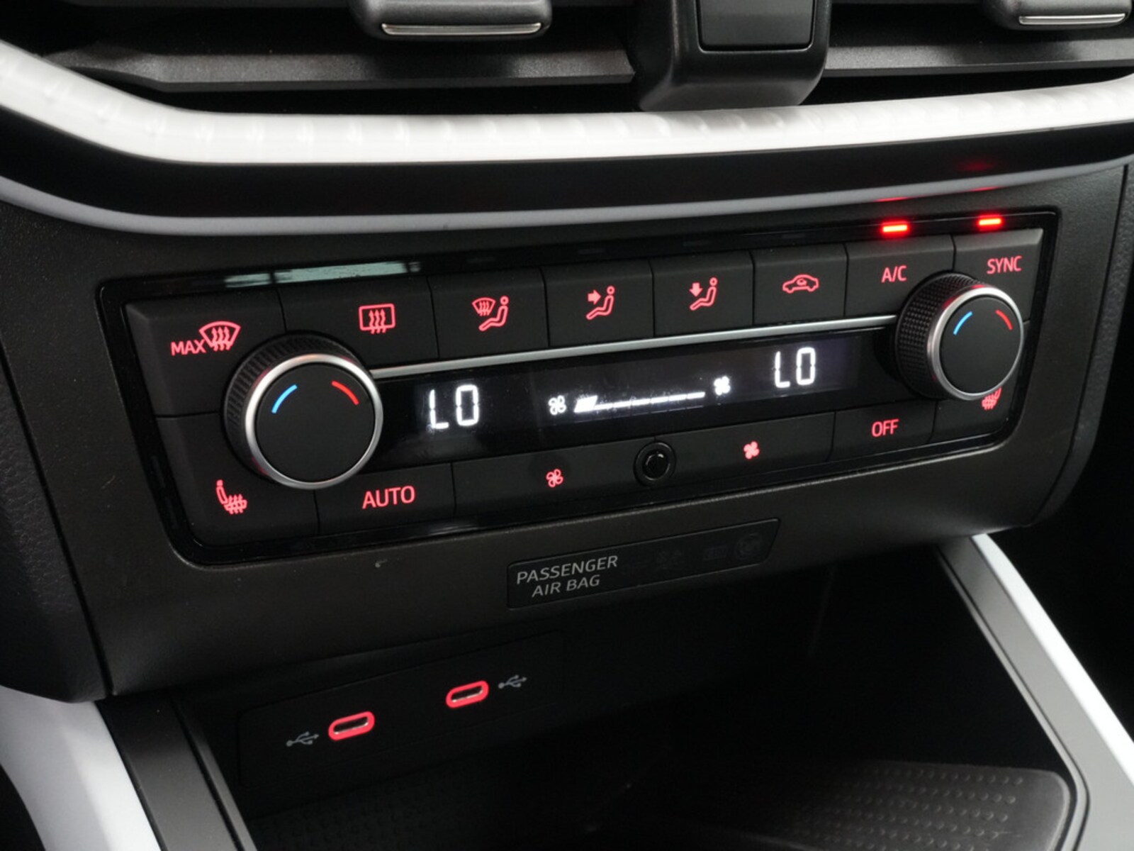 SEAT Arona – Bild 11
