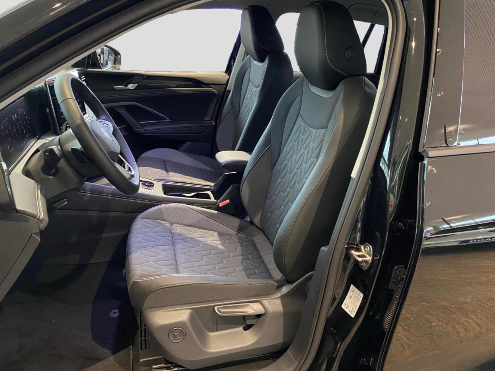 Volkswagen Tiguan – Bild 9