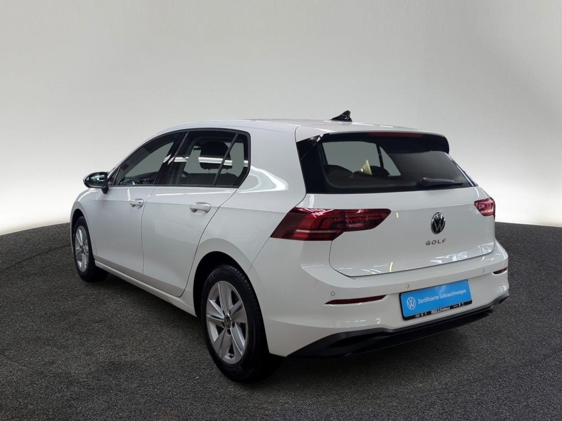 Volkswagen Golf Life