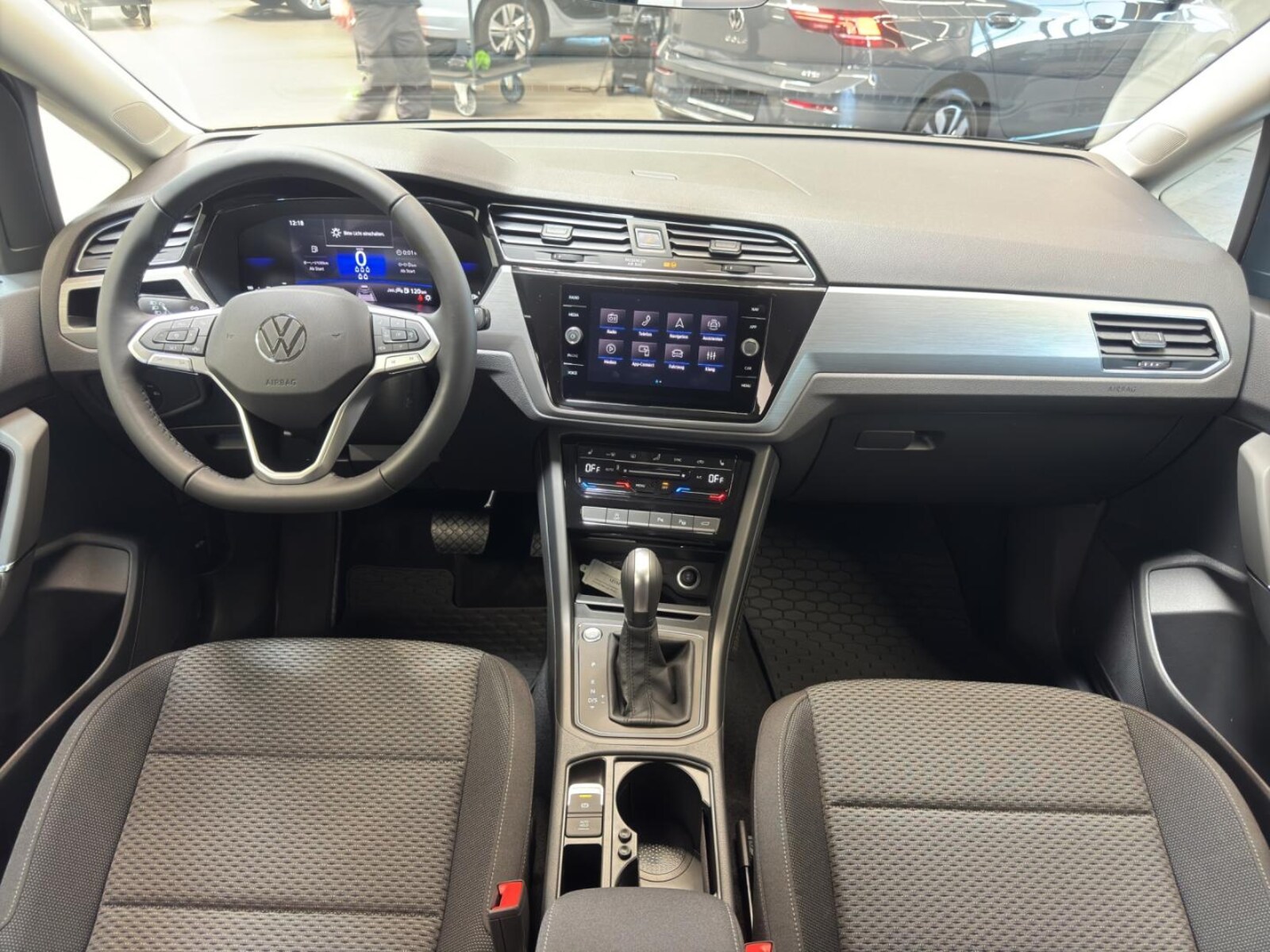 Volkswagen Touran – Bild 10