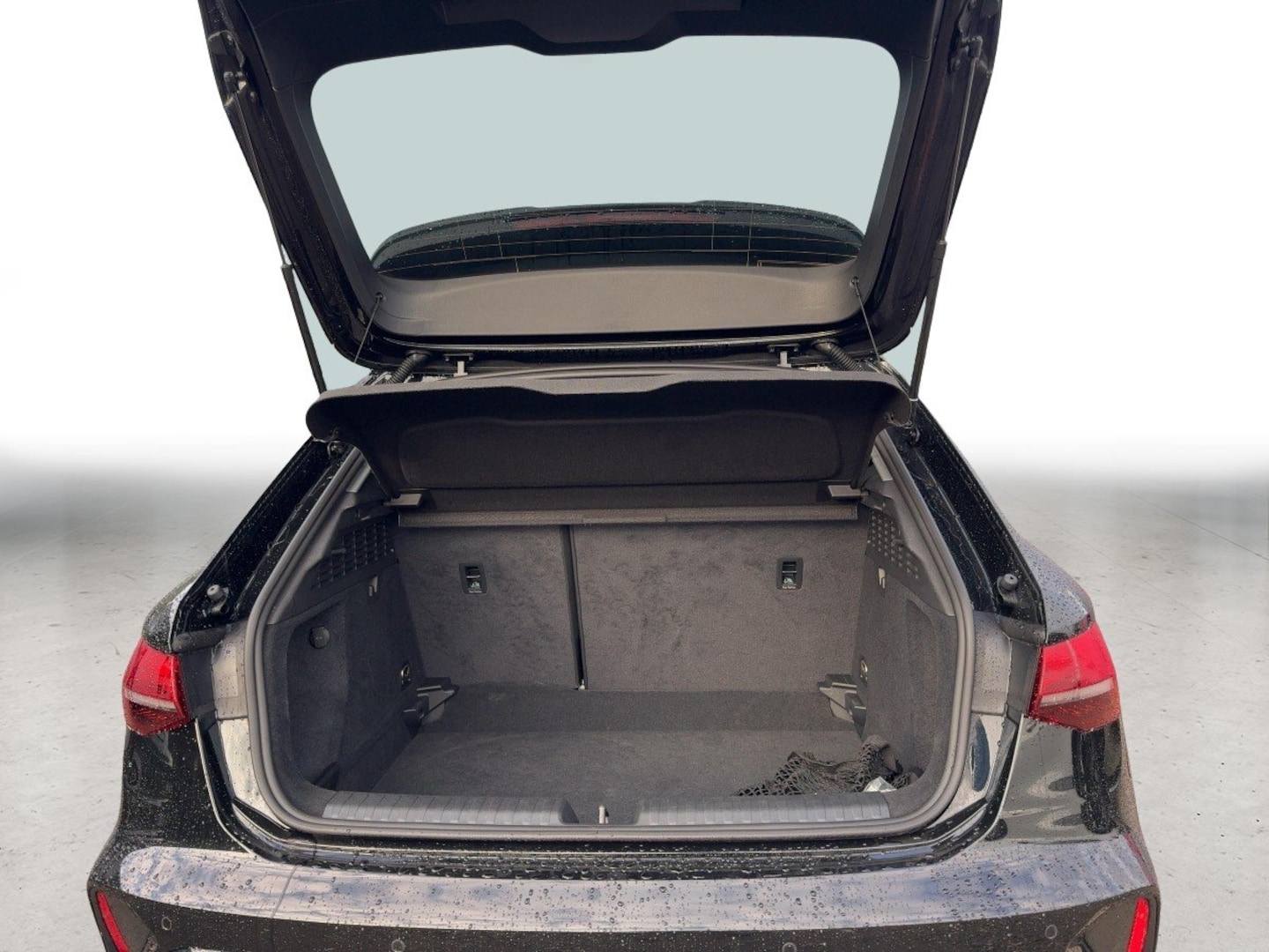 Bild über Audi A3 Sportback S line 35 TFSI S tronic - für weitere Informationen kontaktieren Sie den Audi Partner