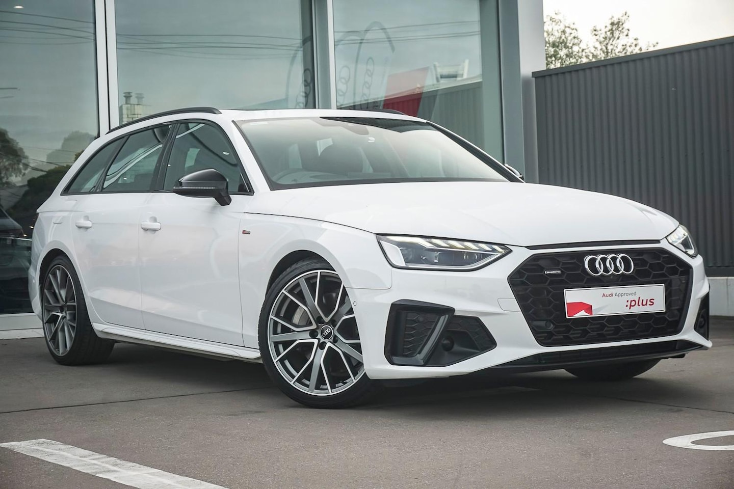 Image about Audi A4 Avant S line 45 TFSI quattro S tronic