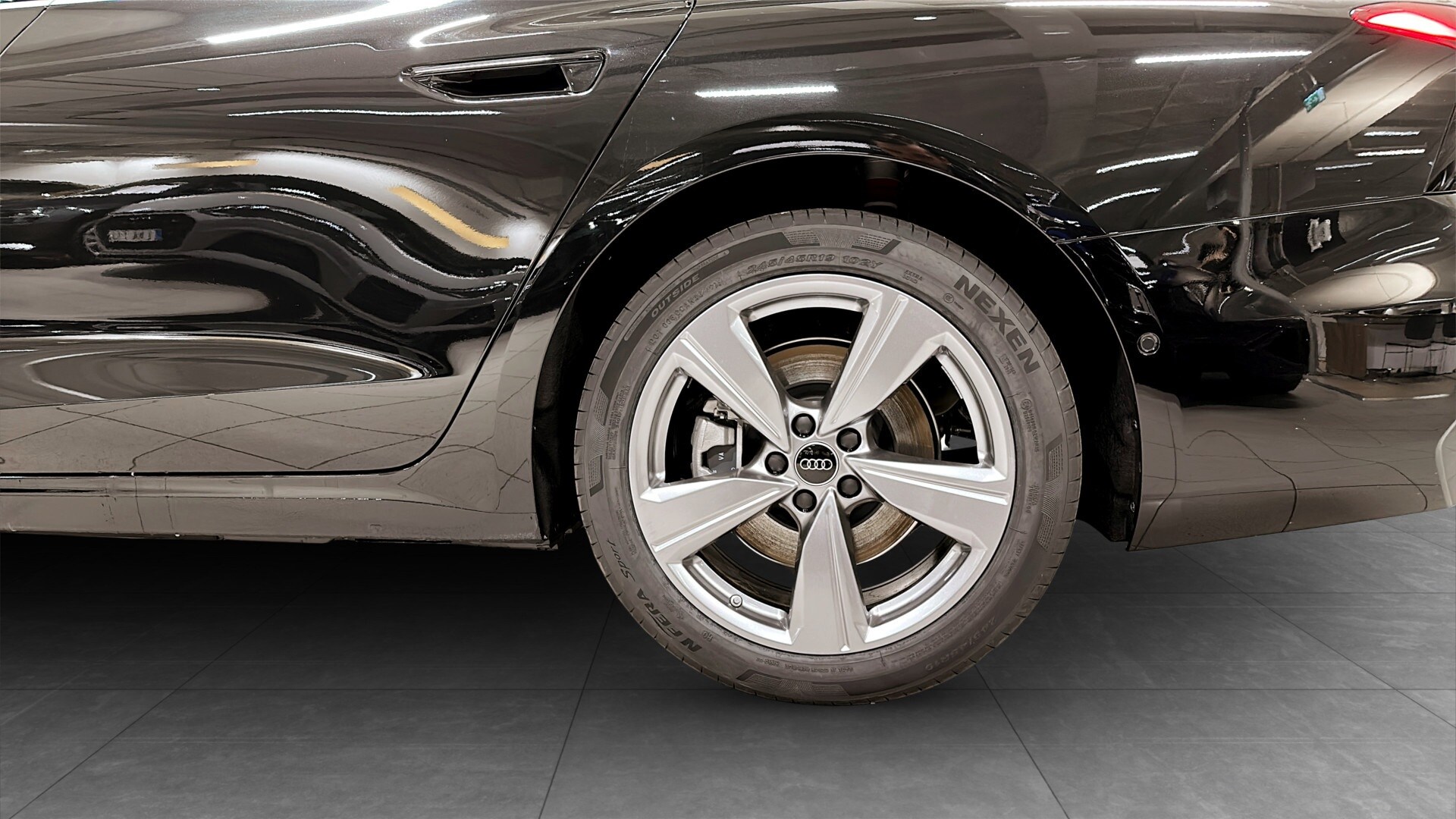 Bild som visar&nbsp;Audi A6 Avant&nbsp;A6 Avant TDI quattro Proline 150 kWS tronic - för mer information kontakta din Audi Partner