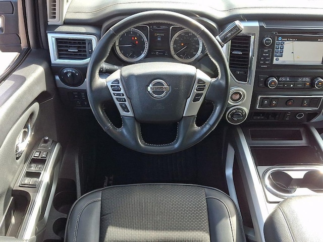 2017 Nissan Titan