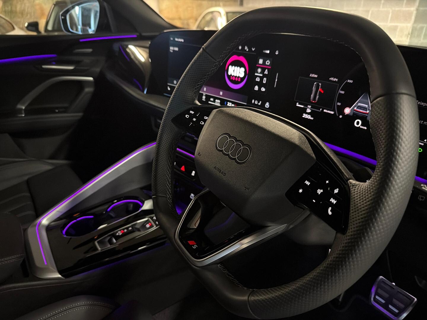 Image about Audi Q5 SUV TDI quattro 150 kW sport