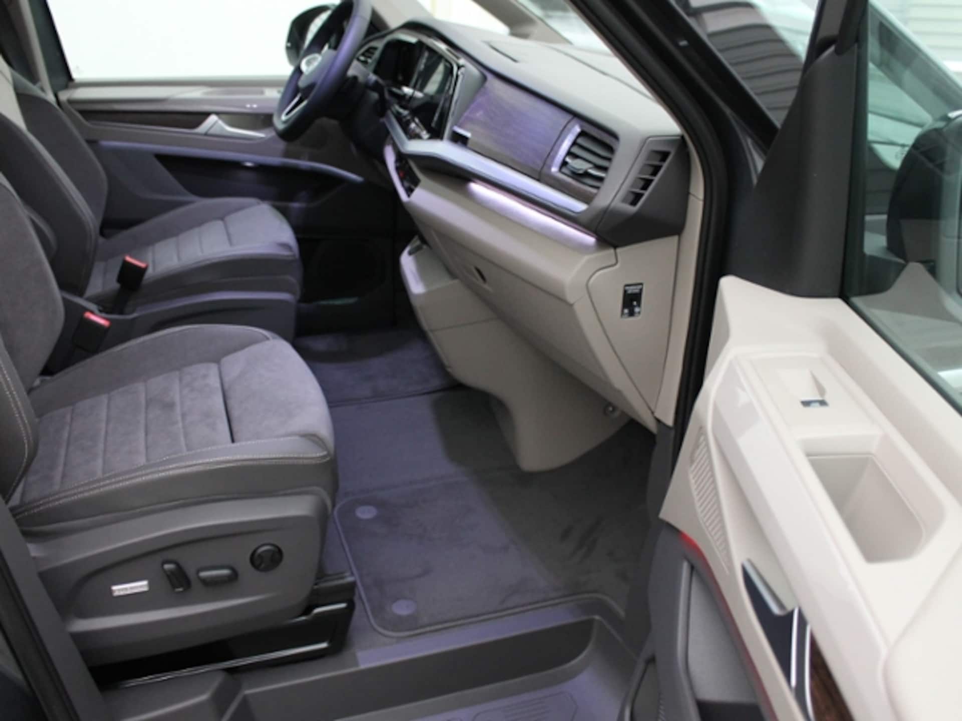 Volkswagen Multivan Langversion Style