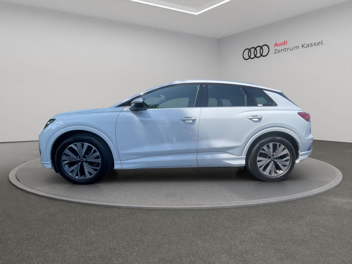 Image about Audi Q4 e-tron 40 e-tron