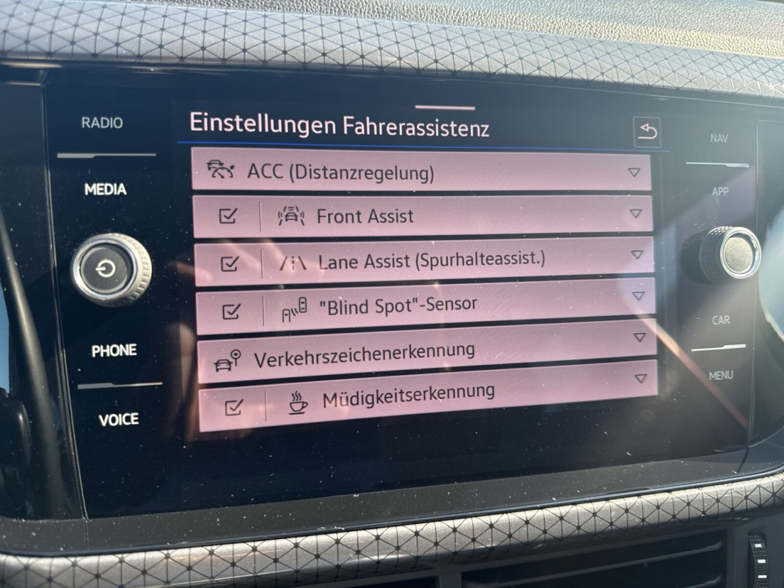 Volkswagen T-Cross – Bild 21