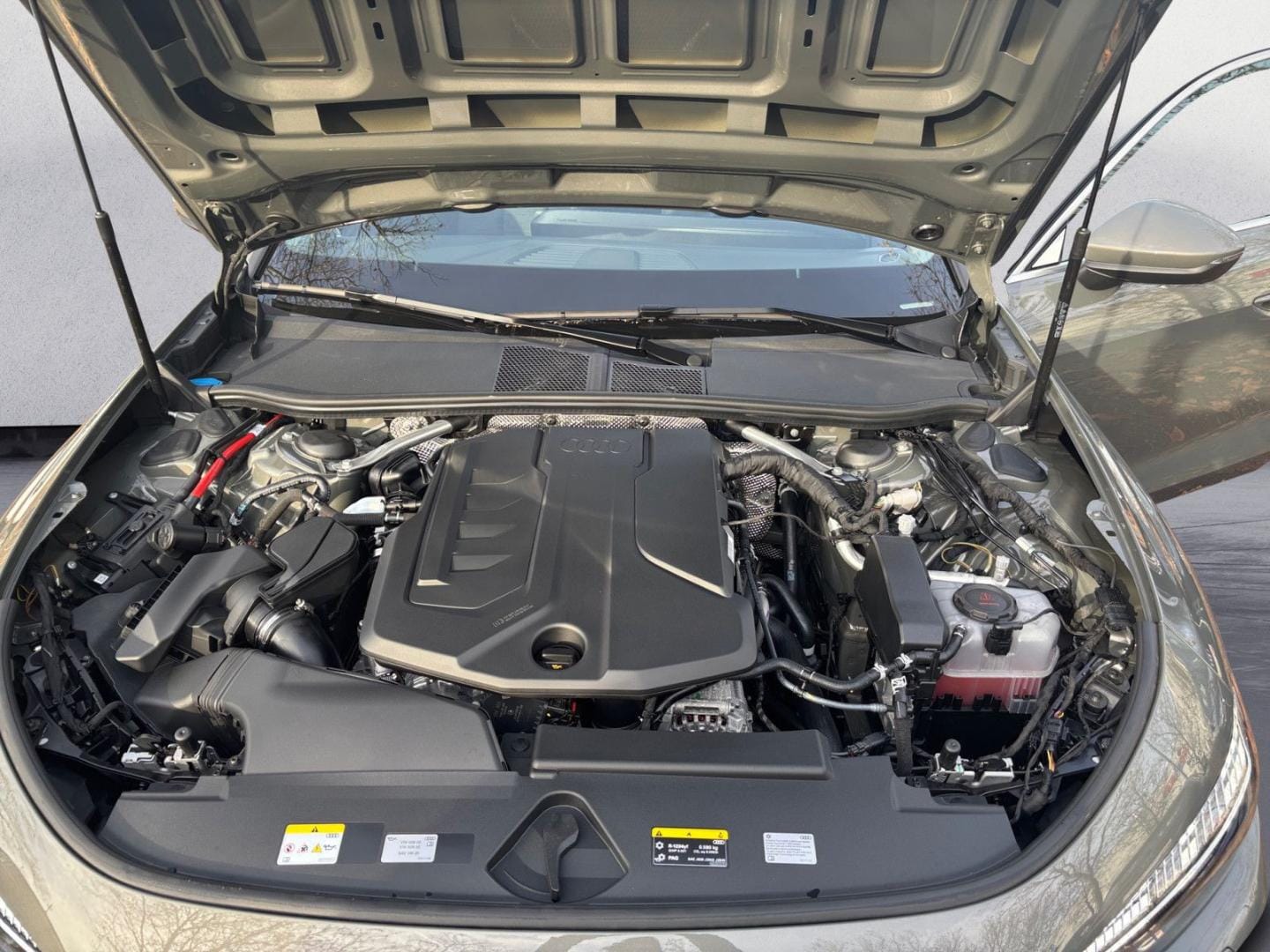Bild über Audi A5 Avant TFSI 110 kW S tronic - für weitere Informationen kontaktieren Sie den Audi Partner