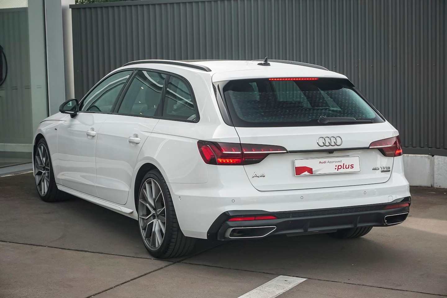 Image about Audi A4 Avant S line 45 TFSI quattro S tronic