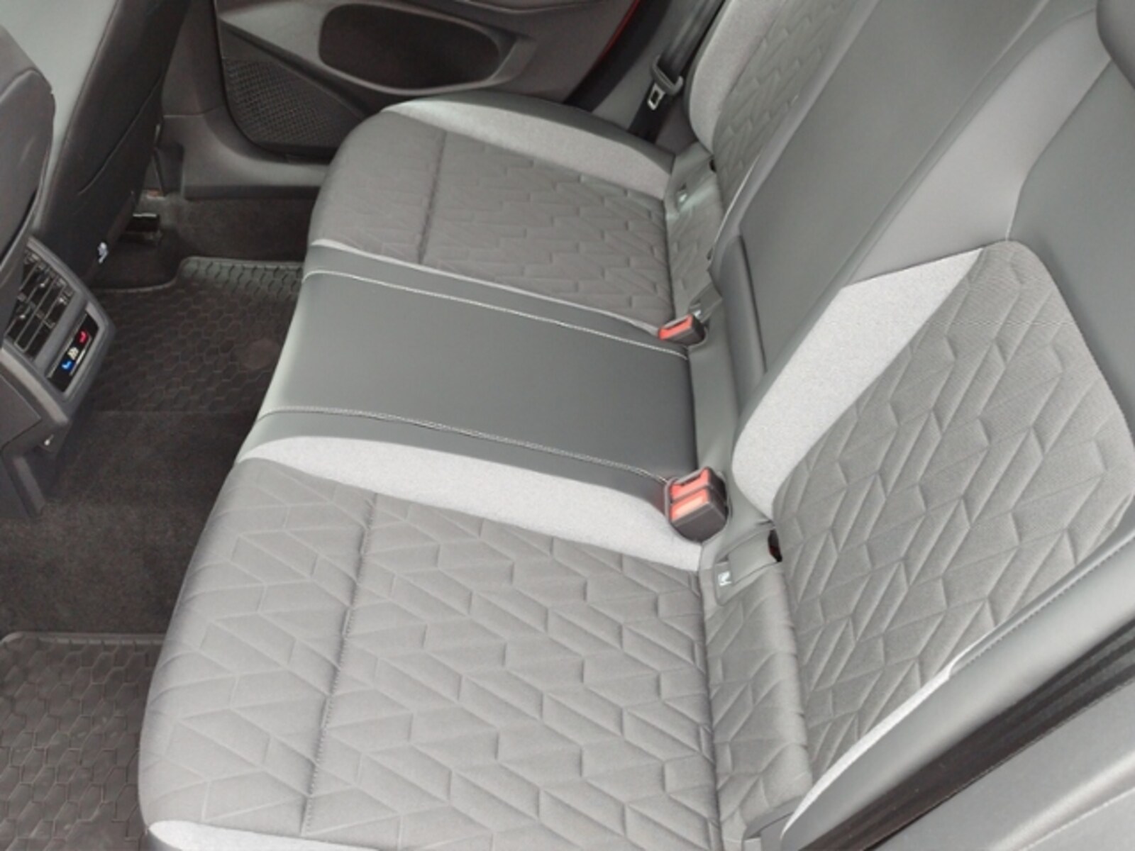 Volkswagen Golf Variant – Bild 11