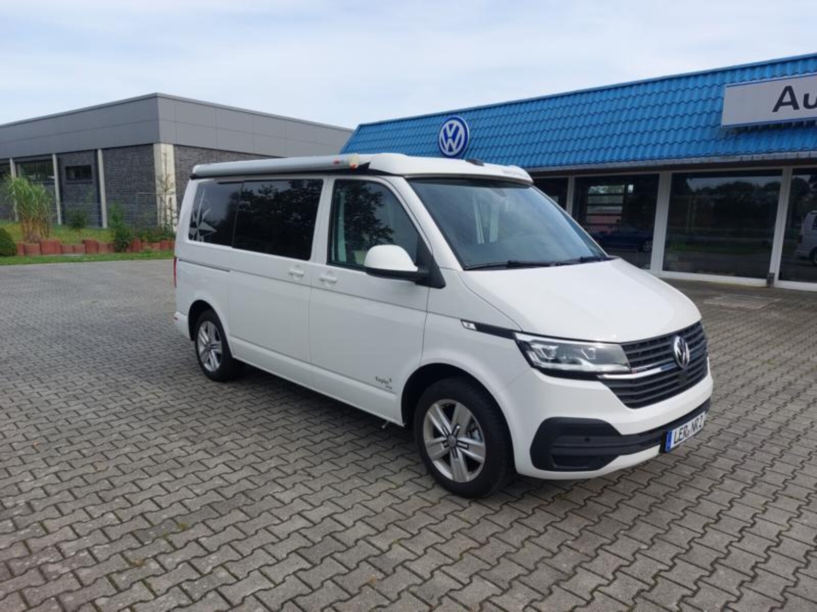 Volkswagen T6.1 Transporter Kombi kurzer Radstand – Bild 2