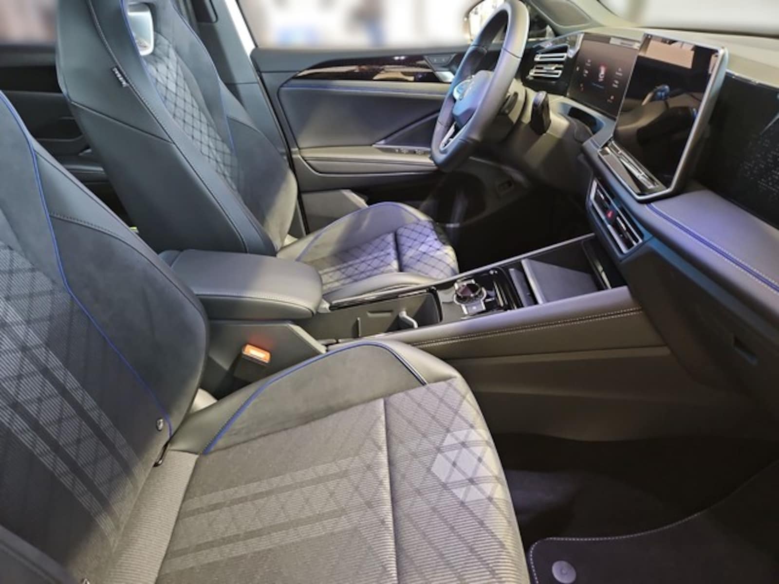 Volkswagen Tiguan – Bild 15