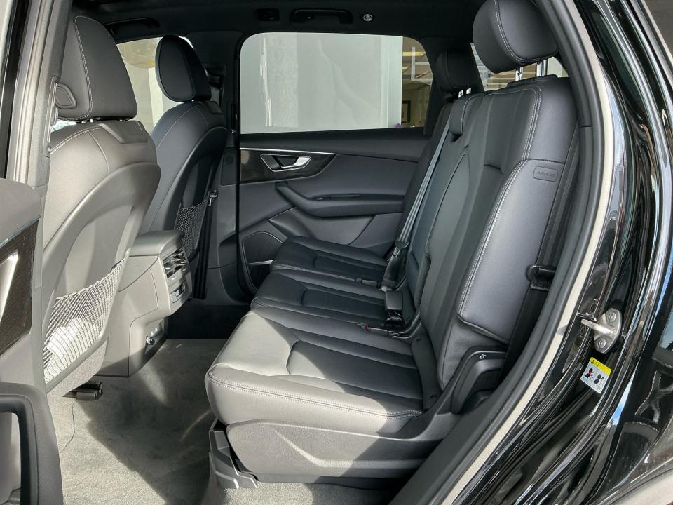 2026 Audi Q7 Premium - Photo 28