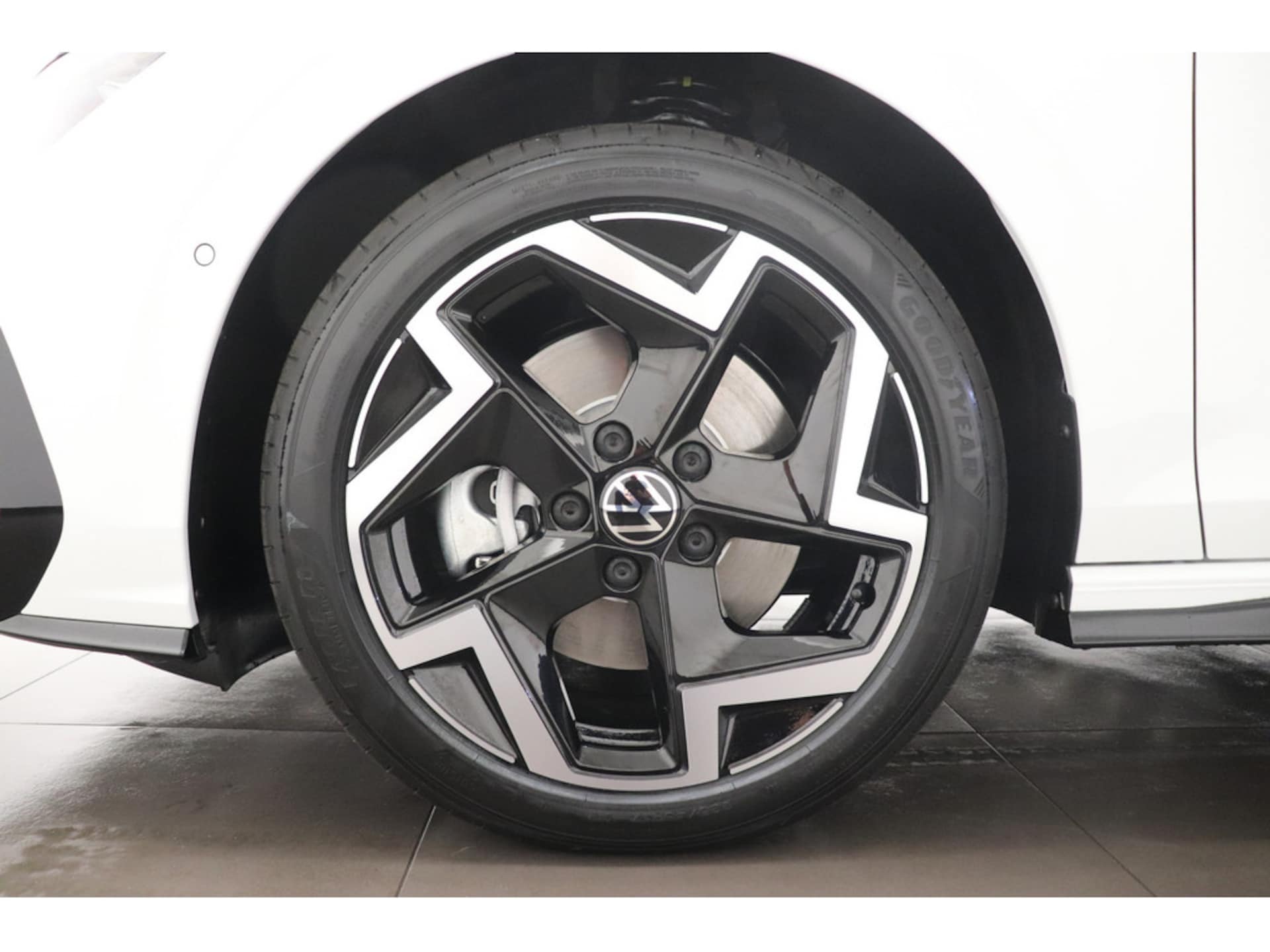 Volkswagen Golf Variant R-Line