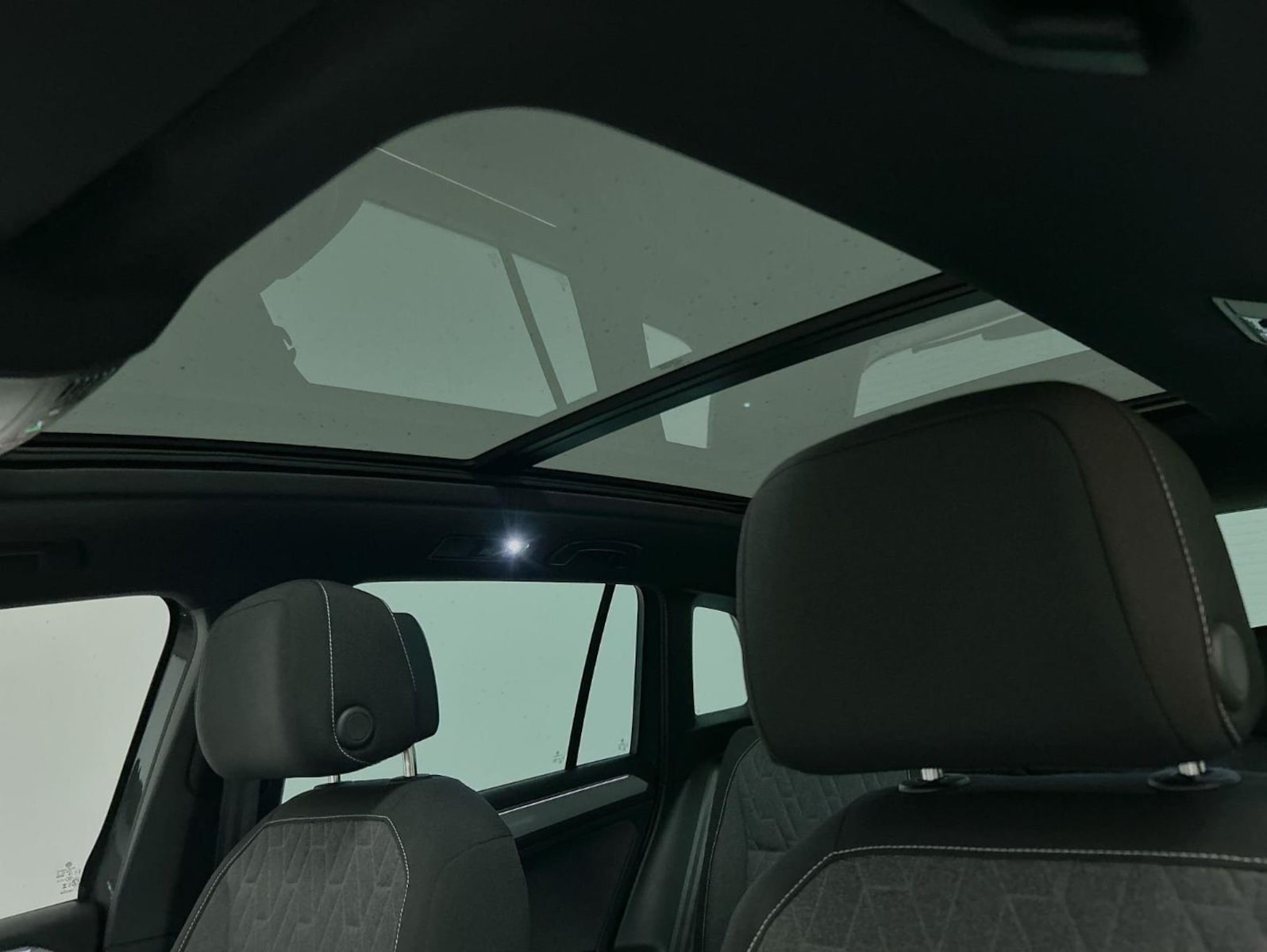 Volkswagen Tiguan – Bild 14