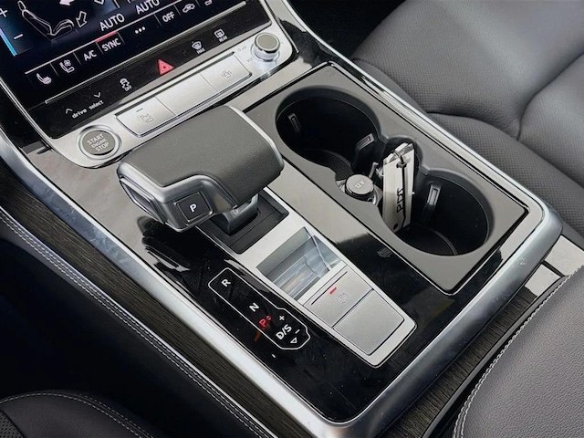 2026 Audi Q8 Premium Plus - Photo 18