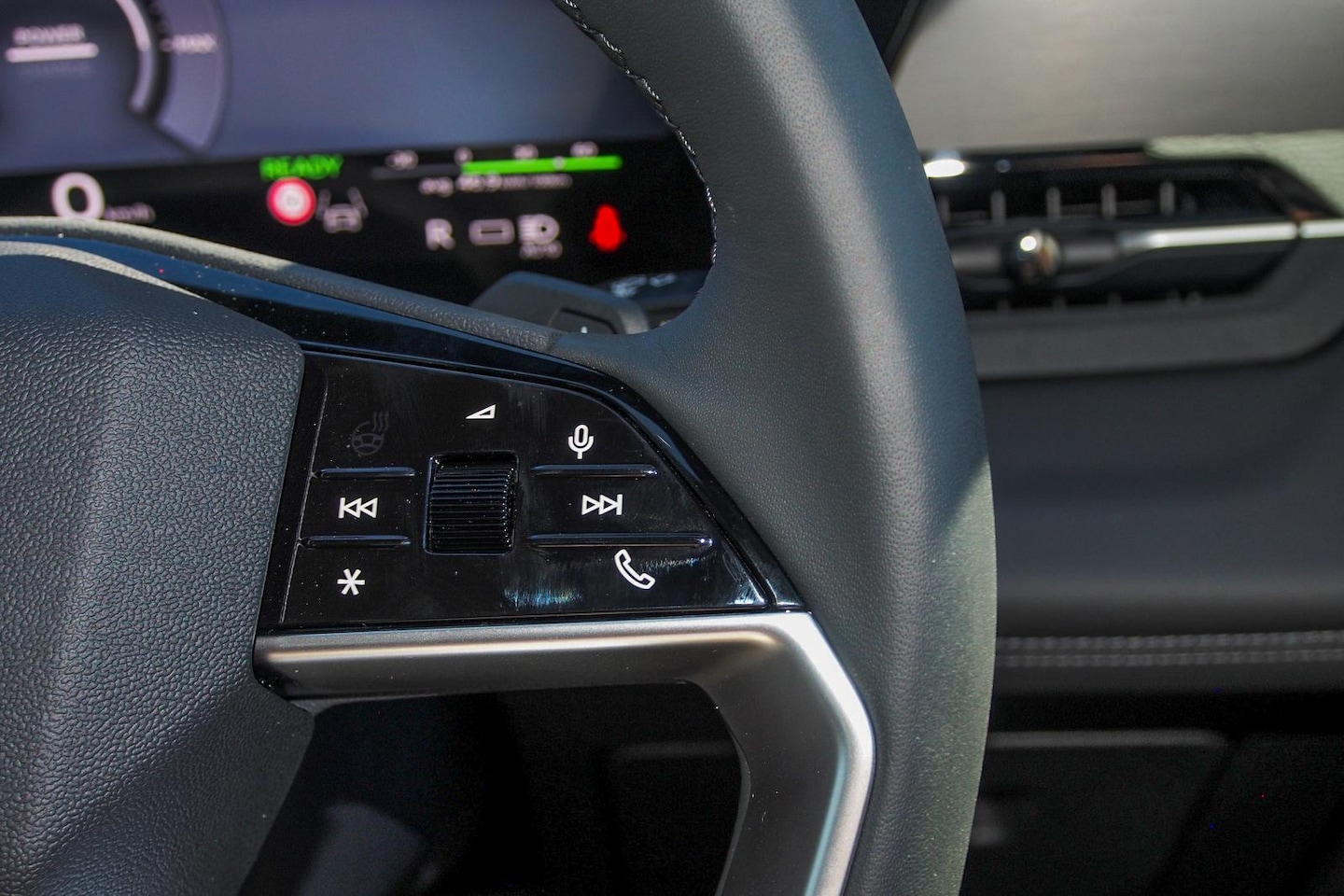 Image about Audi Q6 SUV e-tron e-tron