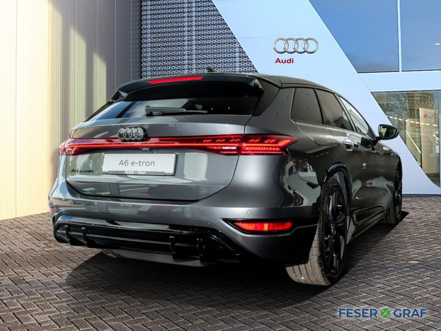 Bild über Audi A6 Avant e-tron S line business e-tron performance 270 kW - für weitere Informationen kontaktieren Sie den Audi Partner